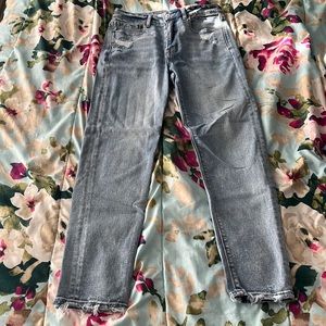 Size 6 American Eagle Mom Jean